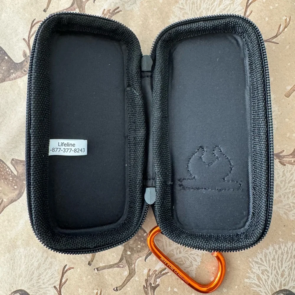 NWOT Realtree Camo Phone Case with Orange Carabiner